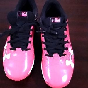 Under Armor Girls Baseball Cleats